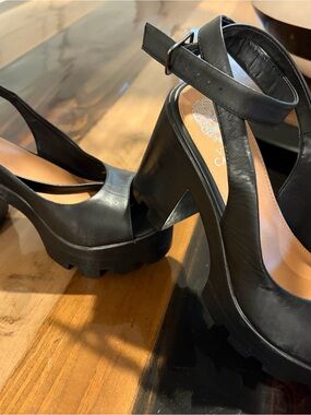 Vince Camuto New without boxBlack Women's Chunky Platform Heels with Ankle Strap